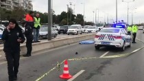 GÜZELYALı - İzmir'de Otomobilin Çarptığı Kişi Hayatını Kaybetti