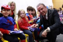 YıLBAŞı - Kreşli Minikler Yeni Yılı Başkan Böcek'le Kutladı