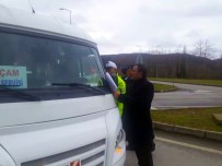TRAFİK GÜVENLİĞİ - Erfelek'te Servis Şoförleri Denetlendi