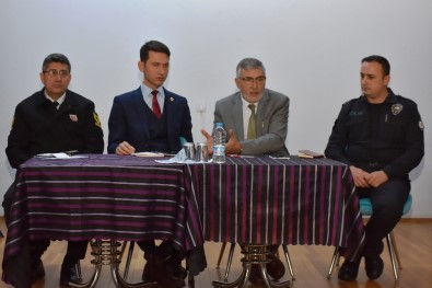 İnönü'de Muhtarlar, Güvenlik Ve Halkla Buluşma Toplantısı Yapıldı