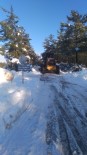 SAKLıKENT - Konyaaltı Belediyesi Karla Kaplanan Yolları Açıyor