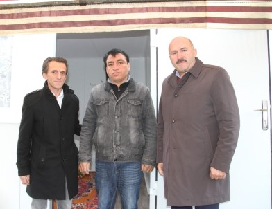 Kuyucak'ta Engelli Vatandaşa Konteynır Evi Teslim Edildi