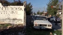 POLİS KARAKOLU - Çaldığı Eski Model Araçla Trafiği Birbirine Kattı, Saklandığı Evden Ağlayarak Çıktı