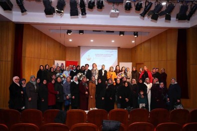 Bağcılar'da Kadınlar, Siyasette Kadının Önemine Değindi