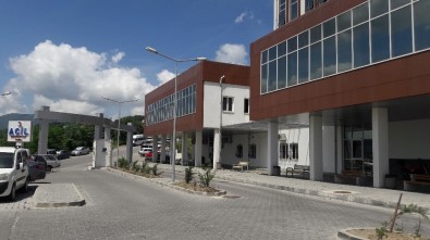 Çocuğu Tarafından Evinde Ölü Bulundu