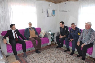 Kaymakam Fırat, Kıbrıs Gazisi'ni Ziyaret Etti