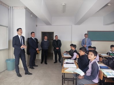 Kaymakam Teke Okulları Denetledi