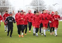 LÜTFULLAH BILGIN - Lider Sivasspor'da Neşeli İdman