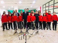 SPOR KOMPLEKSİ - Müdür Tunç, Okçularla Bir Araya Geldi