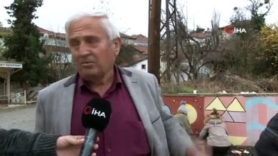 (Özel) Hem Ders Yaptılar Hem De Mahalleye Renk Kattılar