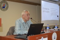 EĞİTİM FAKÜLTESİ - Pamukkale Ünivertesi'nde Öğretmenlik Mesleğinin Dünü, Bugünü Ve Yarını Konuşuldu