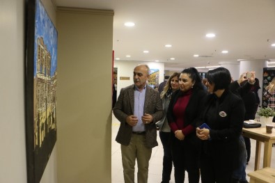 'Renkler Ve Desenlerle Türkiye'den Yansımalar' Sergisi Kartallı Sanatseverler İle Buluştu
