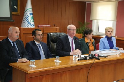 Başkan Kazım Kurt'tan Değerlendirme Toplantısı