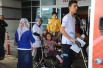 GIRESUN ÜNIVERSITESI - Giresun'da Yemekten Zehirlenen 20 Öğrenci Hastaneye Kaldırıldı