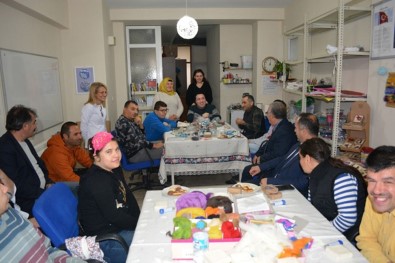 Kaymakam'dan Engelliler Derneği'ni Ziyaret