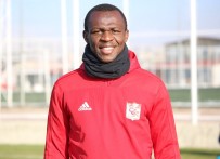 LÜTFULLAH BILGIN - Sivassporlu Kone Açıklaması 'Hedefimiz İlk Yarıyı Lider Bitirmek'