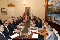 TÜRKER ÖKSÜZ - Vali Türker Öksüz, İl Müdürleriyle Buluştu