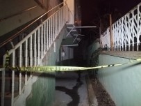 KADER - Yangından geriye oyuncakları kaldı