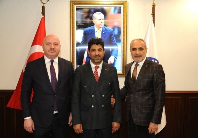 Cumhurbaşkanı Başdanışmanından Rektör Aldemir'e Ziyaret