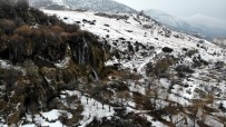 GİRLEVİK ŞELALESİ - Girlevik Şelalesi, Kış Aylarında Karla Bir Başka Güzel