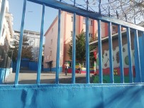 ÖZEL GÜVENLİK GÖREVLİSİ - Polis Ve Jandarma Okul Çevrelerinde Her An Teyakkuzda