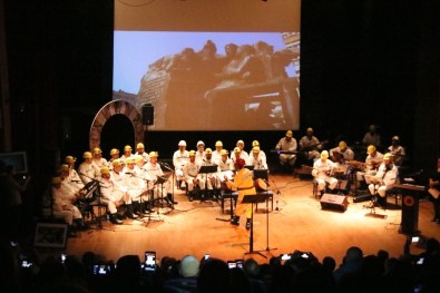 Madenci Korosu Ankara'da Konser Verdi