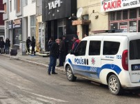 YUNUS EMRE - Alacak Verecek Meselesinde Kan Döküldü