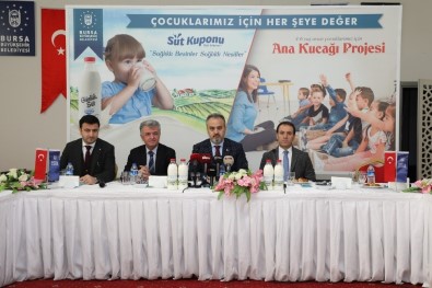 Bursa'da Çocuklara Ücretsiz Süt Dağıtılacak