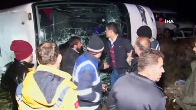 GÜNCELLEME - Erzincan'da Yolcu Otobüsü Şarampole Devrildi Açıklaması 18 Yaralı