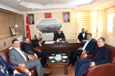 İl Protokolü Gerger'i Ziyaret Etti