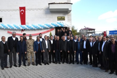 Köyüne Olan Vefa Borcunu Kültür Merkezi Yaparak Ödedi