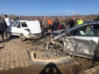 MURAT ÇELIK - Simav'da Trafik Kazası Açıklaması 8 Yaralı
