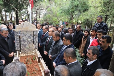 Ahmet Kerse Mezarı Başında Dualarla Anıldı