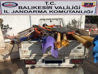 Balıkesir'de Hırsızlık Operasyonu 17 Kişi Yakalandı