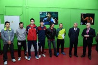 YUSUF ZIYA GÜNAYDıN - Başkan Günaydın, Sporcularla Bir Araya Geldi