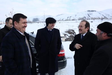Bayburt, Erzurum Ve Erzincan Valileri İle Cumhuriyet Başsavcıları Baksı Müzesini Ziyaret Etti