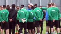 BURSASPOR TEKNIK DIREKTÖRÜ - Bursaspor, Konyaspor Maçında 3 Puan Hedefliyor