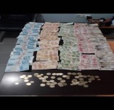 DUYGU SÖMÜRÜSÜ - Dilencilerin Üzerinden Çıkan Para Dudak Uçuklattı