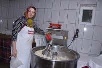 KREDİ DESTEĞİ - Kadın Fırıncı Odun Ateşinde Köy Ekmeği Üretiyor