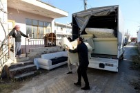 KOLTUK TAKIMI - Muratpaşa'dan Görmeyen Gözlerle Çöp Toplayan Yaşlı Adama Yardım Eli