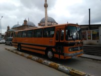 NOSTALJI - Baba Yadigarı Otobüsü Ücretsiz Cenaze Hizmetlerinde Kullanıyor