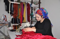 KADIN ELBİSESİ - KOSGEB Desteğiyle Dikimevi Açan Girişimcinin Hedefi Ürünlerini Tüm Ülkeye Tanıtmak