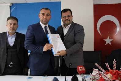 MHP Eski İl Başkanı Samsun'dan AK Parti'ye Belediye Meclis Üyeliği Adaylığı Başvurusu