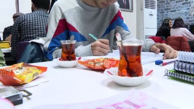 Erdoğan, Sincan'da Millet Kıraathanesini Ziyaret Etti