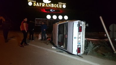 Kaldırıma Çarpan Otomobil Takla Attı Açıklaması 2 Yaralı