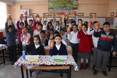 Mersin'de Okullarda 6 Bin Paket Bakliyat Dağıtıldı