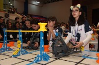 ROBOT YARIŞMASI - Minikler Robotlarını Yarıştırdı