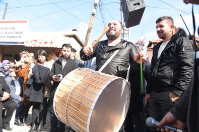 Romanlardan Yücel Yılmaz'a Büyük Destek