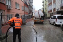 Siirt'te Cadde Ve Kaldırımlar Tazyikli Su İle Yıkanıyor
