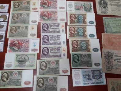 Ukrayna-Polonya Sınırında Bir Şahıs Tarihi Paralarla Yakalandı